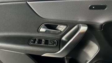 Mercedes Klasa A W177/V177 Hatchback 1.3 160 109KM 2018 Mercedes-Benz Klasa A Nowy model Kamera Navi Full Led MOZLIWA ZAMIANA 1.3, zdjęcie 33