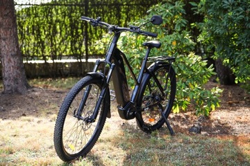 Lusterko do rowerów elektrycznych AJS krótkie ramię 17 cm, czarne