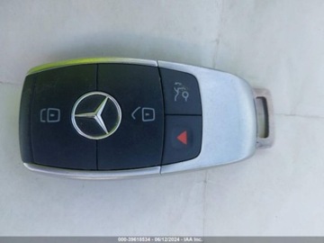 Mercedes Klasa C W205 2020 Mercedes-Benz Klasa C 2020 Mercedes-Benz C-Class C 300 Sedan 2.0 Benzyna, zdjęcie 9