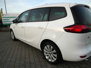 Opel Zafira C Tourer 2.0 CDTI ECOTEC 165KM 2014 Opel Zafira Tempomat Xenon Klimatronik Led 2.0 Diesel 165KM, zdjęcie 15