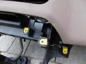 Панель консоли Opel Meriva СНЯТИЕ