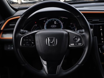 Honda Civic X Hatchback 5d 1.0 VTEC Turbo 129KM 2017 Honda Civic 1.0 VTEC Turbo, Salon Polska, zdjęcie 15