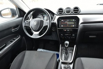 Suzuki Vitara III 2022 Suzuki Vitara 1.5Hybrid 117KM AUTOMAT 2022r. SALON, zdjęcie 9