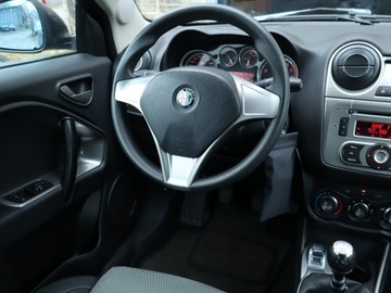 Alfa Romeo MiTo Hatchback 3d 1.4 MultiAir 16v 105KM 2010 Alfa Romeo MiTo 1.4 MultiAir, Klima,ALU, zdjęcie 6
