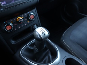 Nissan Qashqai I Crossover 1.6 Start/Stop 117KM 2011 Nissan Qashqai 1.6, Navi, Klima, Klimatronic, zdjęcie 12