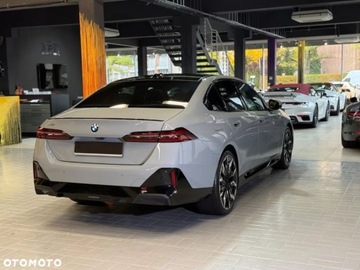 BMW Seria 5 G90-91 Sedan 2.0 20d 197KM 2025 BMW Seria 5 BMW Seria 5 520d xDrive mHEV M Sport 2.0 Hybryda 197KM, zdjęcie 5