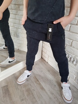 Spodnie Despacito dekatyzowane wilk black 98