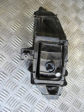 HALOGEN PRAVÝ PŘEDNÍ HYUNDAI H1 2.5 CRDI 07R-