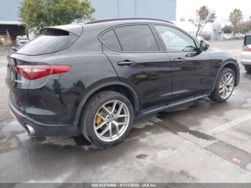Alfa Romeo Stelvio SUV 2.0 Turbo 280KM 2019 Alfa Romeo Stelvio 2019 ALFA ROMEO STELVIO SPORT AWD 2.0 Benzyna 280KM, zdjęcie 5