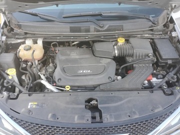 Chrysler Pacifica II 2019 Chrysler Pacifica Touring L 2019 3.6l 3.6 Benzyna 287KM, zdjęcie 6