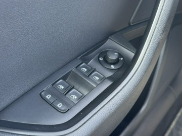 Skoda Superb III Kombi Facelifting 2.0 TDI SCR 150KM 2019 Škoda Superb Skoda Superb 2.0 TDI 150KM 2019, zdjęcie 31