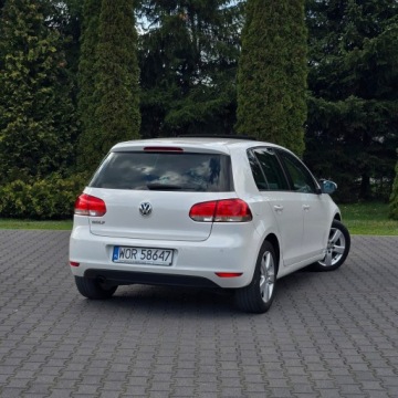 Volkswagen Golf VI Hatchback 5d 1.6 TDI-CR DPF BlueMotion 105KM 2010 Volkswagen Golf VI 1.6 Diesel, zdjęcie 9