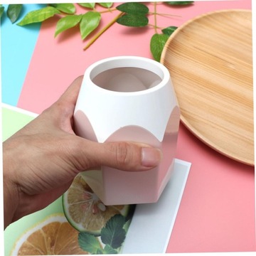 Что нового? Контейнер для ручек, подставка для карандашей, приятель по переписке, емкость для карандашей