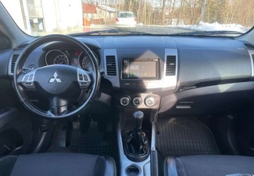 Mitsubishi Outlander II 2.0 MIVEC 147KM 2010 Mitsubishi Outlander Mitsubishi Outlander 2.0 2WD Edition 2.0 Benzyna 147KM, zdjęcie 22