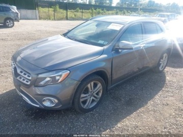 Mercedes GLA I 2018 Mercedes-Benz GLA 2018 MERCEDES-BENZ GLA 250 4MATIC 2.0 Benzyna 208KM, zdjęcie 2