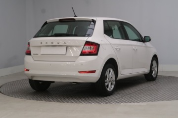 Skoda Fabia III Hatchback Facelifting 1.0 TSI 95KM 2020 Skoda Fabia 1.0 TSI, Salon Polska, Klima, zdjęcie 4