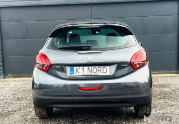 Peugeot 208 I Hatchback 5d Facelifting 1.2 PureTech 82KM 2016 Peugeot 208 Bezwypadkowy, FV23, KredytowanieLeasing, gwarancja 12m, Panora, zdjęcie 7