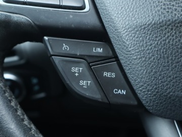 Ford Focus III Kombi Facelifting 1.0 EcoBoost 125KM 2017 Ford Focus 1.0 EcoBoost, Klima, Klimatronic, zdjęcie 21