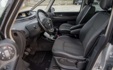 Renault Espace IV Van 2.0 dCi 130KM 2012 Renault Espace Renault Espace 2.0 Diesel 130KM, zdjęcie 29