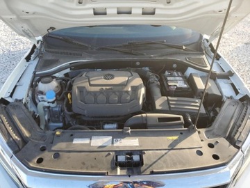 Volkswagen Passat B8 2020 Volkswagen Passat VOLKSWAGEN PASSAT S 2020 2.0 Benzyna 110KM, zdjęcie 10
