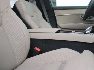 Volvo XC90 II 2026 VOLVO XC90 B5 AWD Ultra Bright Suv 2.0 (250KM) 2026, zdjęcie 12