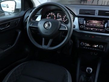 Skoda Fabia III Hatchback Facelifting 1.0 MPI 60KM 2019 Skoda Fabia 1.0, Salon Polska, GAZ, VAT 23%, zdjęcie 6