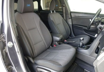 Hyundai i30 II Wagon Facelifting 1.6 CRDi 110KM 2016 Hyundai i30 1.6 CRDi 110KM/Podgrz.fotele/ Tylne, zdjęcie 20