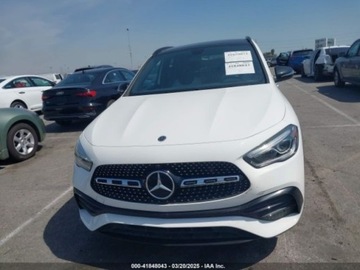 Mercedes GLA II 2021 Mercedes-Benz GLA 2021r., GLA 250, od ubezpieczalni 2.0 Benzyna 221KM, zdjęcie 1