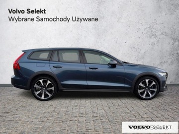 Volvo V60 II  2021 Volvo V60 Cross Country Volvo V60 Cross Country B4, zdjęcie 4