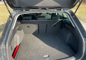 Seat Leon IV Hatchback 1.5 EcoTSI 130KM 2021 Seat Leon LEON IV 1.5TFSI Sportstourer Xcellence Virtual 3D Full Led Alu 18, zdjęcie 6