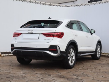 Audi Q3 II SUV 1.5 35 TFSI 150KM 2020 Audi Q3 Sportback 35 TFSI, Salon Polska, zdjęcie 4