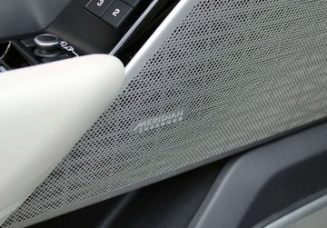 Land Rover Range Rover Velar SUV 2.0 SD4 240KM 2018 Land Rover Range Rover Velar 2.0 SD4 240 KM R-Dynamic GWARANCJA Serwis ASO, zdjęcie 35