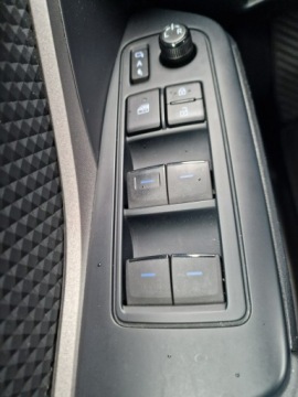 Toyota C-HR I Crossover Facelifting 2.0 Hybrid Dynamic Force 184KM 2020 Toyota C-HR 2.0 HYBRID 184Ps Dynamic, zdjęcie 33