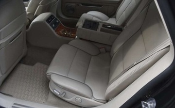 Audi A8 D3 Sedan 6.0 W12 450KM 2008 Audi A8 Audi A8 6.0 quattro Langversion 6.0 Benzyna 450KM, zdjęcie 28