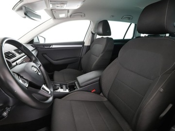 Skoda Superb III Scout 2.0 TDI 190KM 2019 Škoda Superb Skoda Superb 190KM, 4x4, Navi,, zdjęcie 12