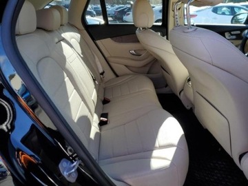 Mercedes GLC C253 2019 Mercedes-Benz GLC Mercedes-Benz GLC 300 4MATIC, od ubezpieczalni 2.0 241KM, zdjęcie 8