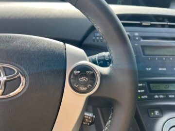 Toyota Prius III Hatchback 1.8 HSD 136KM 2010 Toyota Prius HYBRYDA 136 KONI LEDY AUTOMAT KLIMATRONIC EL.SZYBY SERIWSOWANY, zdjęcie 14