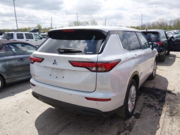 Mitsubishi Outlander III 2024 Mitsubishi Outlander 2024 MITSUBISHI OUTLANDER ES 2.5 S-AWC 2.5 Benzyna, zdjęcie 7