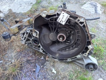 Skrzynia biegów F17C374 Opel Zafira B 1,8