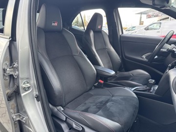 Toyota Yaris IV Hatchback 1.5 Hybrid Dynamic Force 116KM 2022 Toyota Yaris Cross Hybrid 1.5 GR Sport Toyota Yari, zdjęcie 23