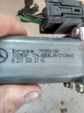 MERCEDES W211 MOTOREK OKNO A2118202342