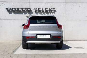 Volvo XC40 Crossover Facelifting 2.0 B4 197KM 2024 Volvo XC 40 B4 197KM FV23%, zdjęcie 4