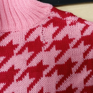 Brave Soul Różowy sweter z golfem w kratę L