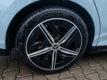 Mercedes CLA C118/X118 2025 MERCEDES-BENZ CLA 180 AMG Line Sedan 1.5 (136KM) 2025, zdjęcie 14