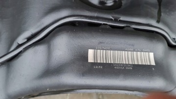 MERCEDES GL ML W166 NÁDRŽ PALIVA A1664710401