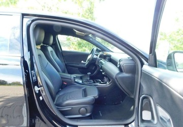 Mercedes Klasa A W177/V177 Hatchback 1.3 160 109KM 2020 Mercedes-Benz Klasa A z Gwarancja Bezwypadkowy 100 Stan Wzorcowy 1.3, zdjęcie 13