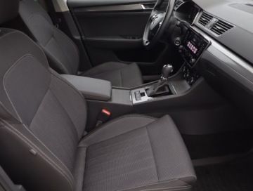 Skoda Superb III Kombi Plug-In Hybrid 1.4 TSI Plug-In-Hybrid 218KM 2020 Skoda Superb iV 1.4 TSI PHEV, Salon Polska, zdjęcie 8