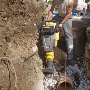 ДЖЕМПЕР БАМПЕР BOMAG BT60 COMPACTION 60 КГ HONDA