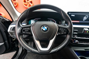 BMW Seria 5 G30-G31 Limuzyna Facelifting 2.0 518d 150KM 2021 Od ręki - BMW Seria 5 518d aut Sedan 2.0 150KM 2021, zdjęcie 12