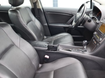 Toyota Avensis III Sedan 2.2 D-CAT 150KM 2009 Toyota Avensis 2.2 D-4D, Salon Polska, Serwis ASO, zdjęcie 8